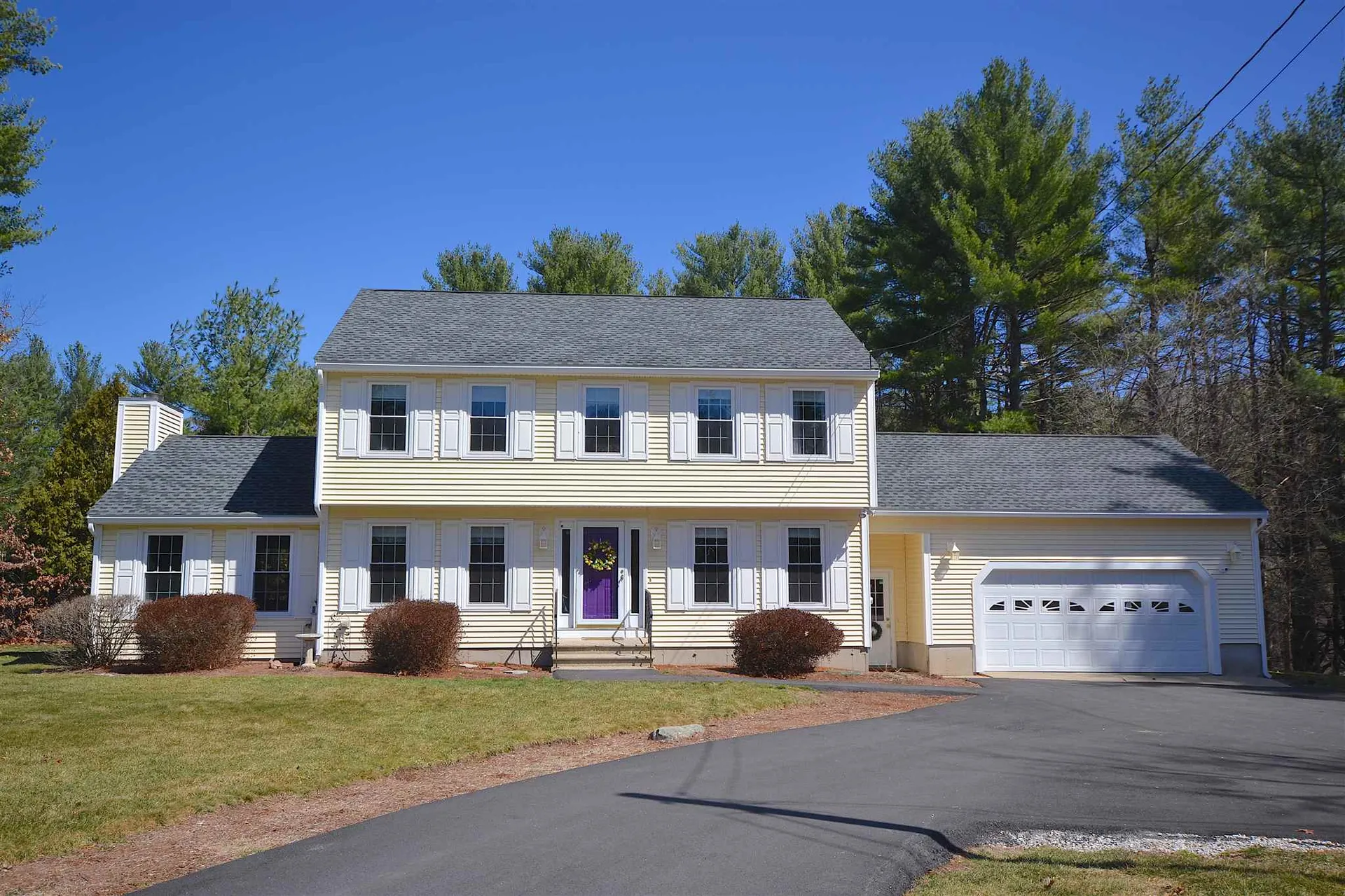 4 Spicebush Circle Litchfield NH 03052
