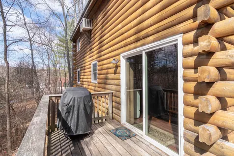 686 Endicott N Street Laconia NH 03246