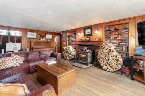 686 Endicott N Street Laconia NH 03246