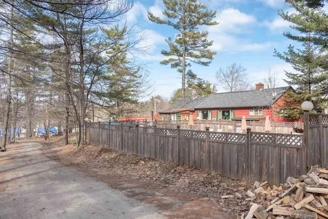 686 Endicott N Street Laconia NH 03246