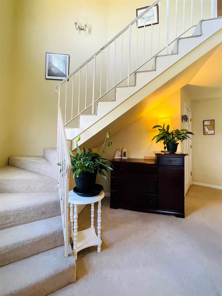 37 Landing Road Enfield NH 03748