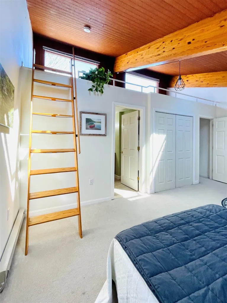 37 Landing Road Enfield NH 03748