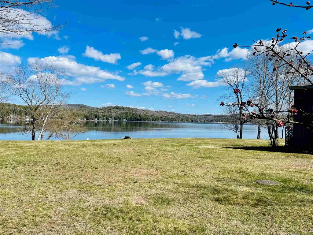 37 Landing Road Enfield NH 03748