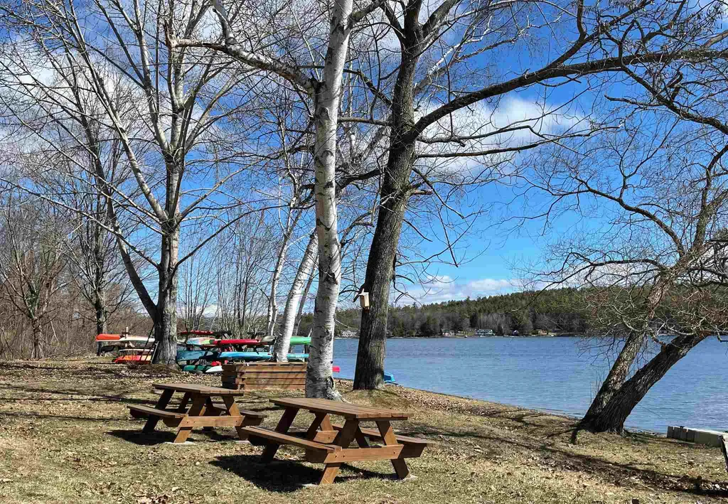 37 Landing Road Enfield NH 03748