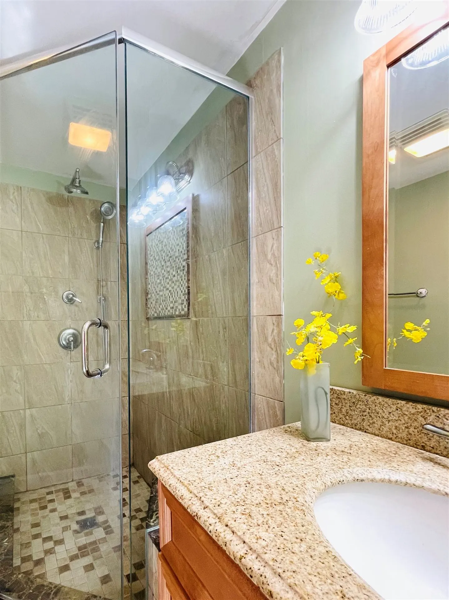 37 Landing Road Enfield NH 03748