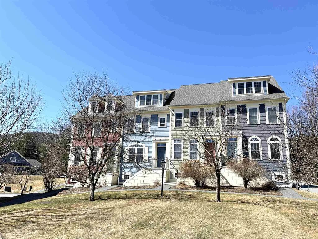 106l Barrister Drive Hartford VT 05001