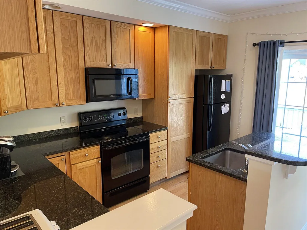 106l Barrister Drive Hartford VT 05001
