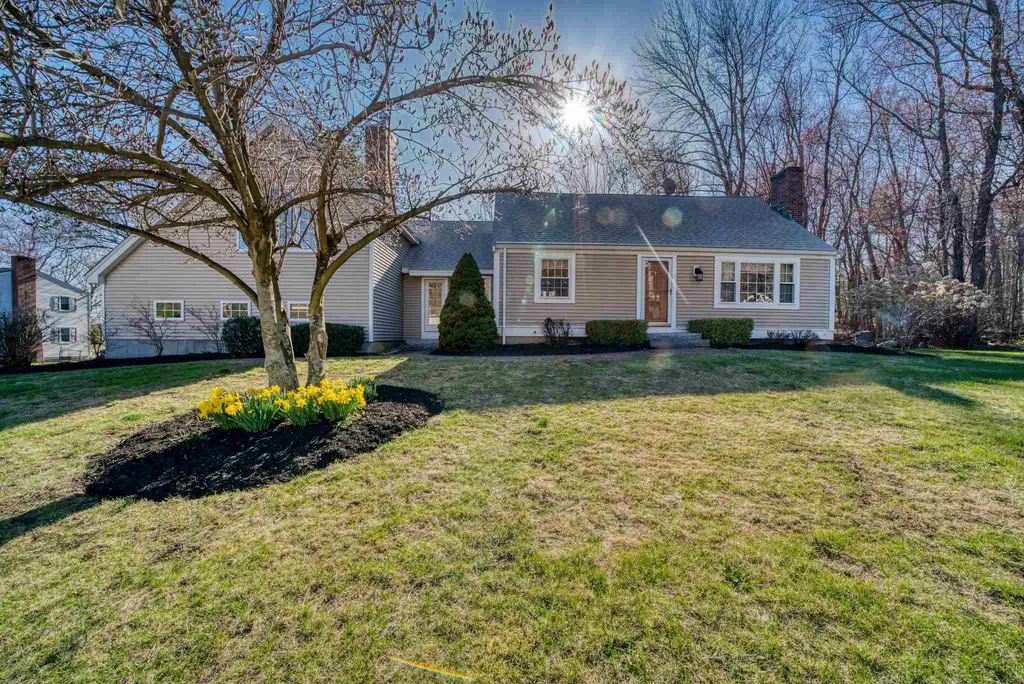 4 Highland Road Atkinson NH 03811