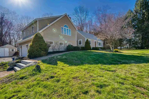 4 Highland Road Atkinson NH 03811