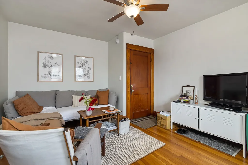 214 Myrtle Avenue Portsmouth NH 03801