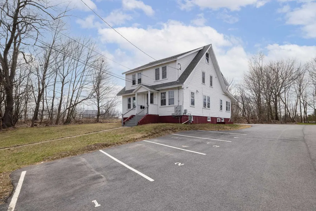 214 Myrtle Avenue Portsmouth NH 03801