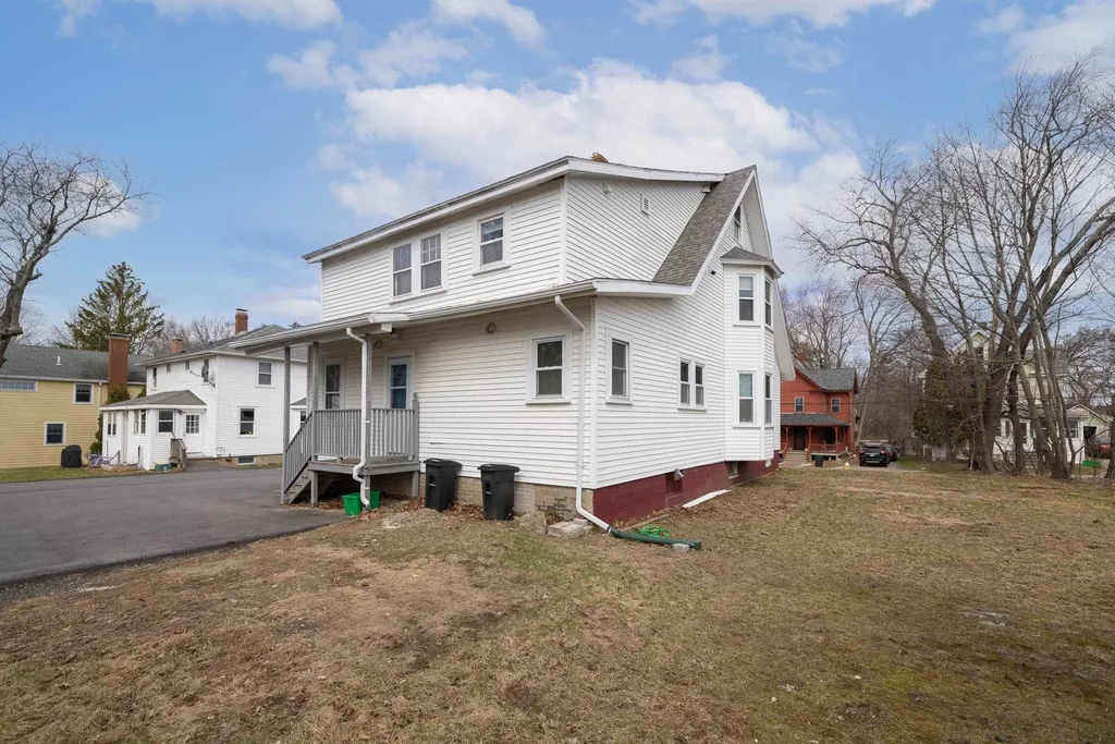 214 Myrtle Avenue Portsmouth NH 03801