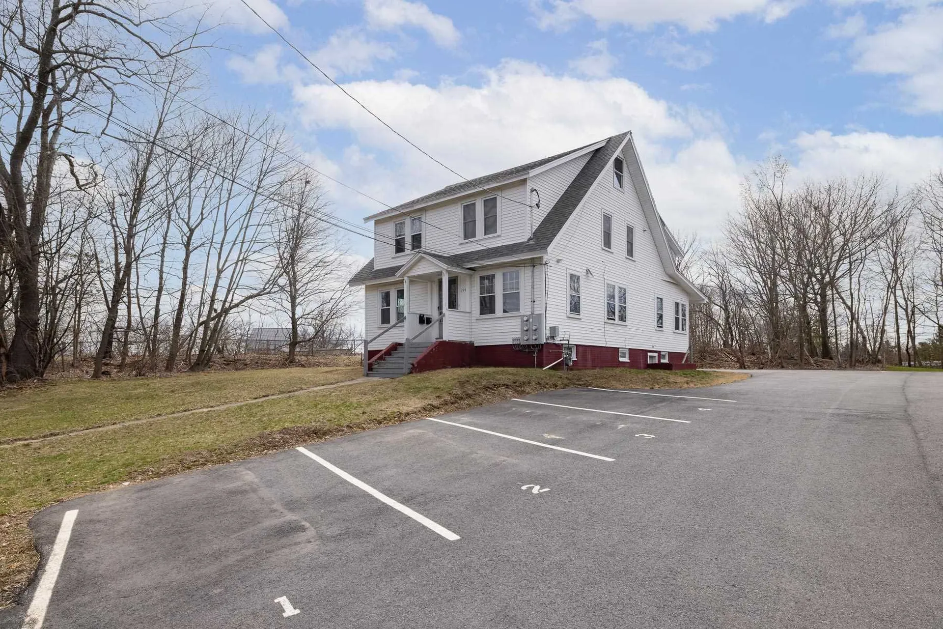 214 Myrtle Avenue Portsmouth NH 03801