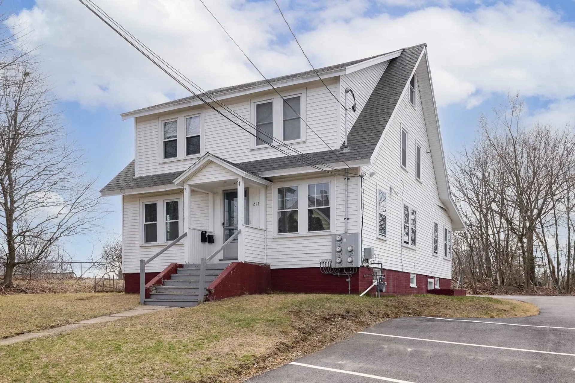 214 Myrtle Avenue Portsmouth NH 03801