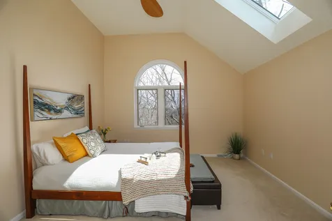 89 Ledgewood Hills Drive Nashua NH 03062