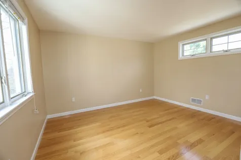 89 Ledgewood Hills Drive Nashua NH 03062