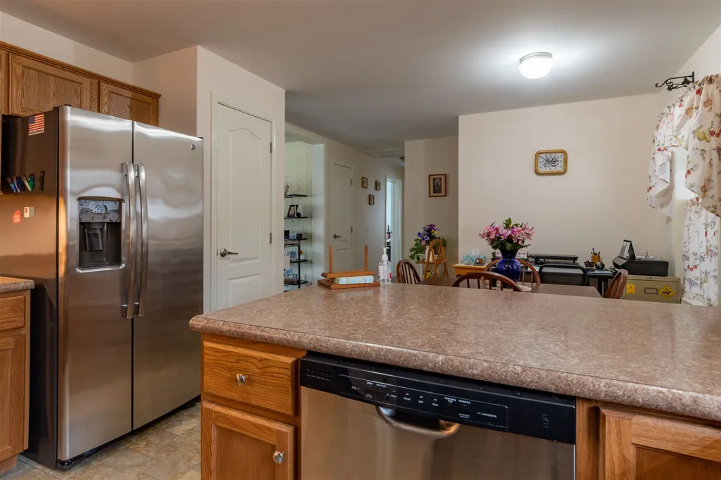 9 Skyview Drive Nashua NH 03062