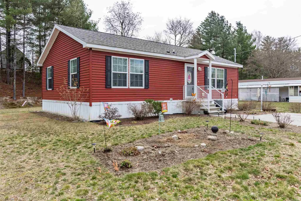 9 Skyview Drive Nashua NH 03062