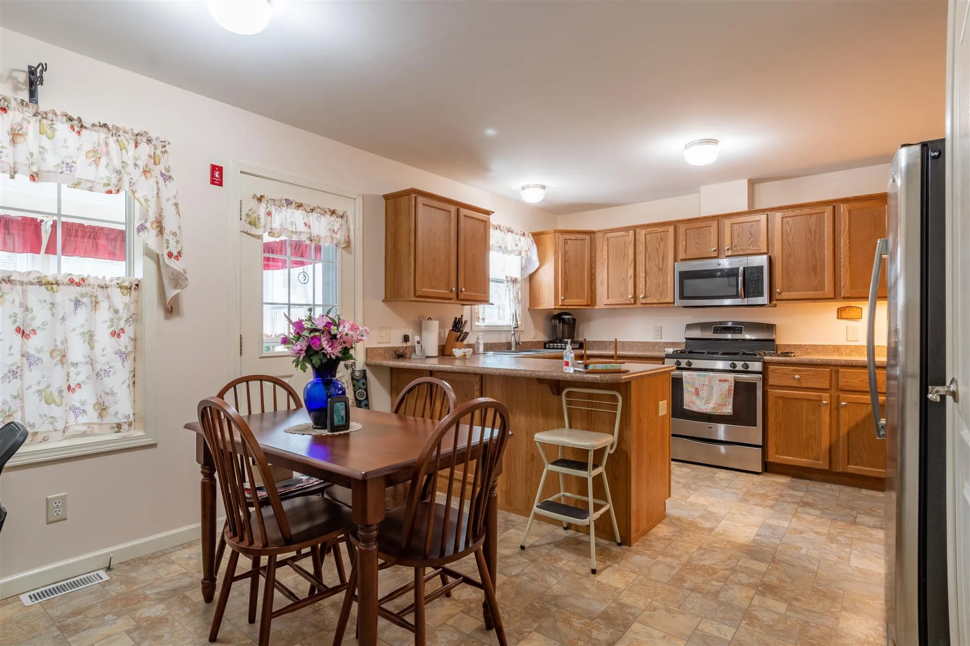9 Skyview Drive Nashua NH 03062