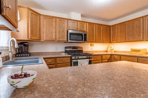 9 Skyview Drive Nashua NH 03062