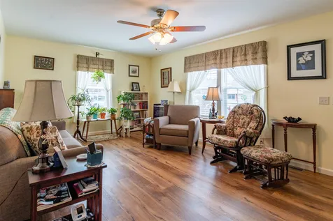 9 Skyview Drive Nashua NH 03062