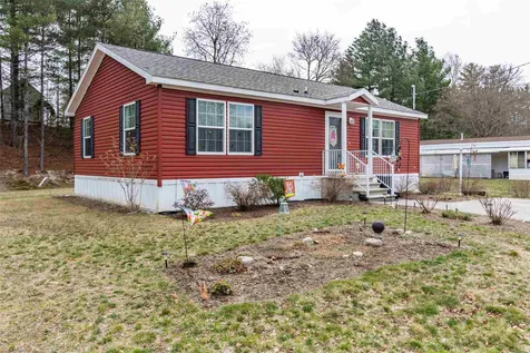 9 Skyview Drive Nashua NH 03062