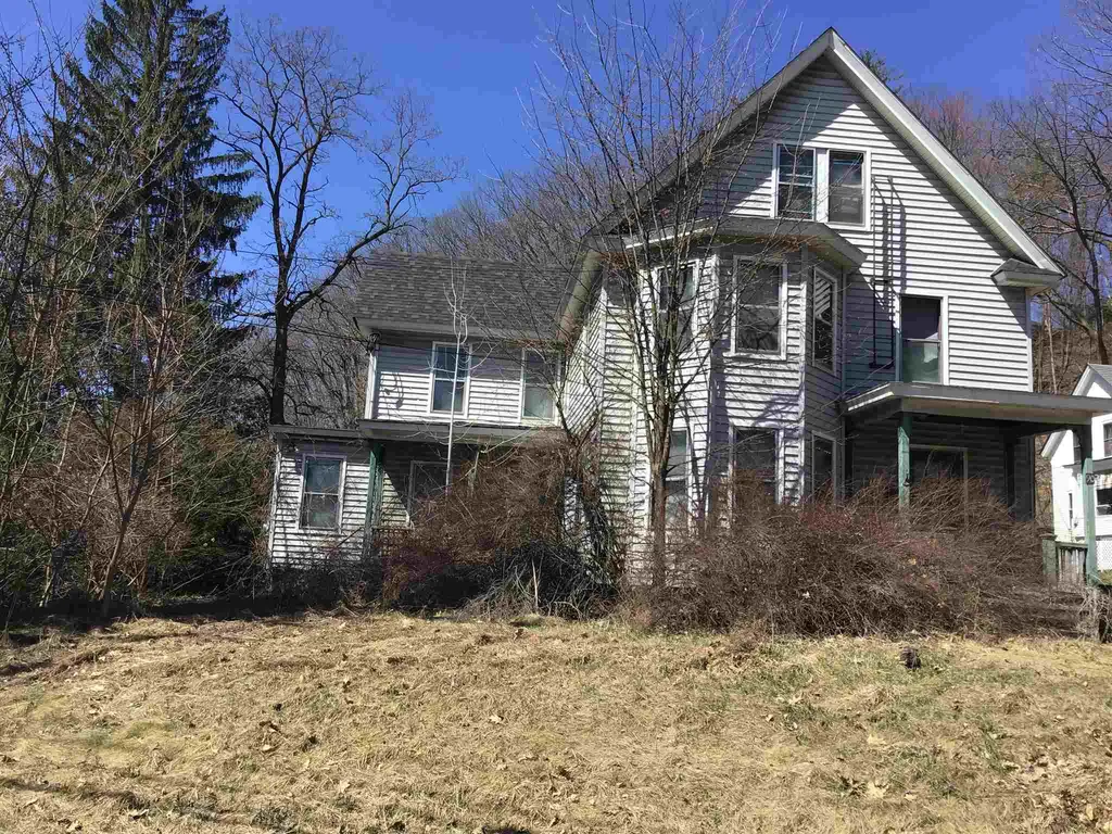 90 Barnes Avenue Hartford VT 05001