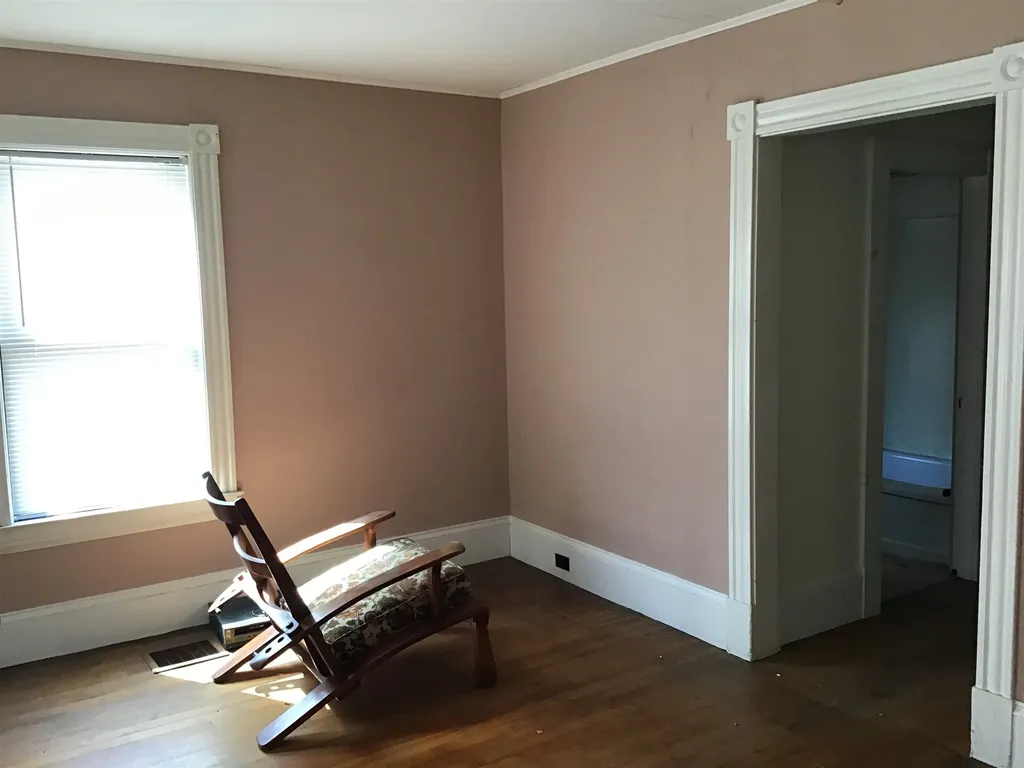 90 Barnes Avenue Hartford VT 05001