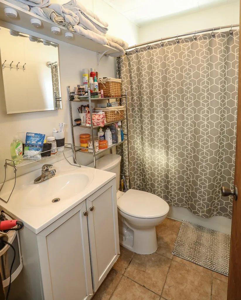526 Amory Street Manchester NH 03102