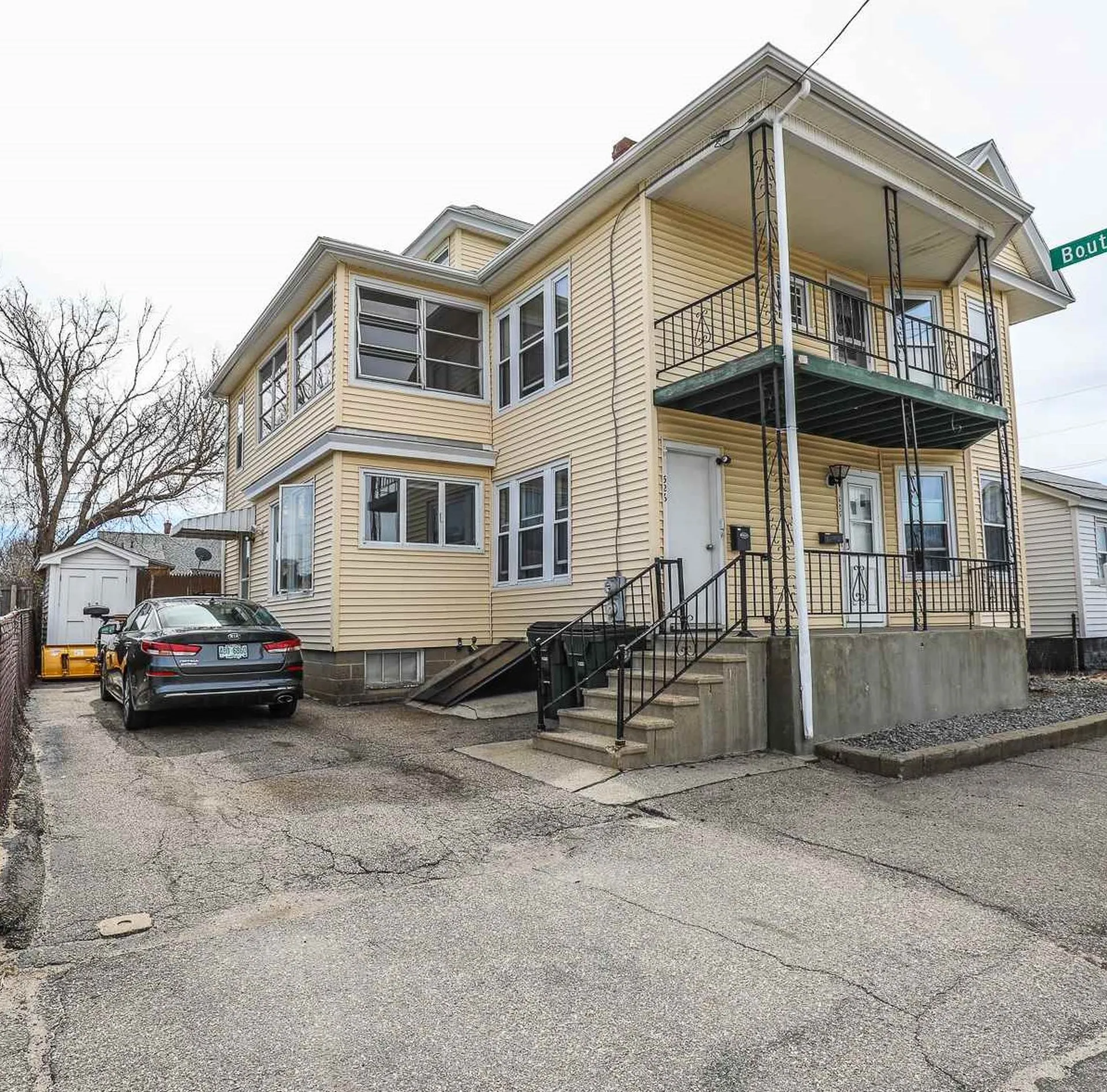 526 Amory Street Manchester NH 03102