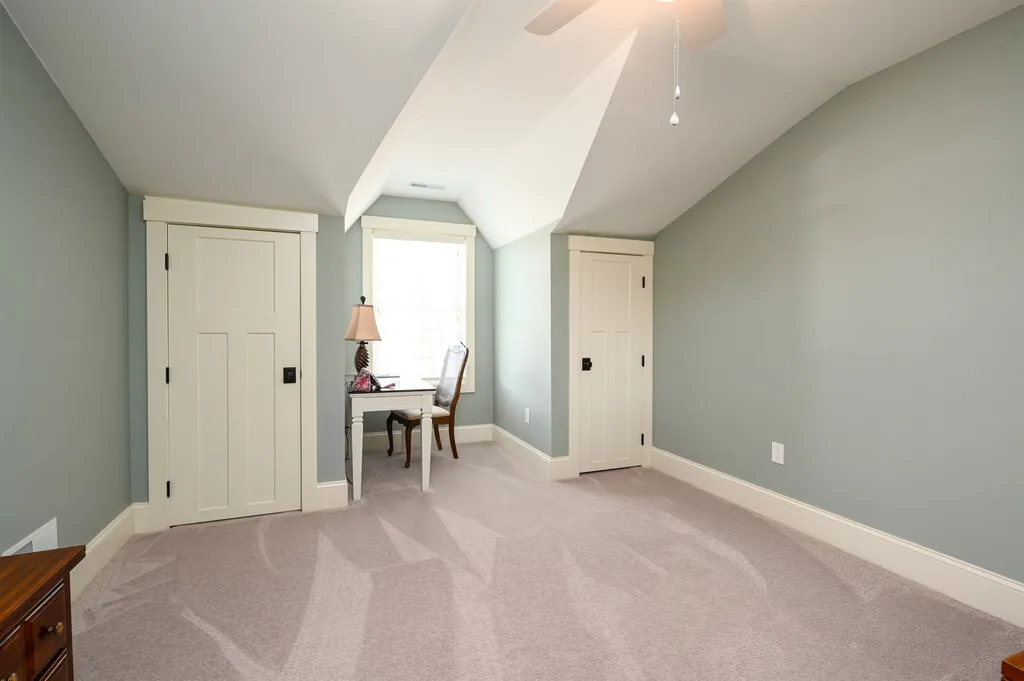 8 Island Drive Laconia NH 03246