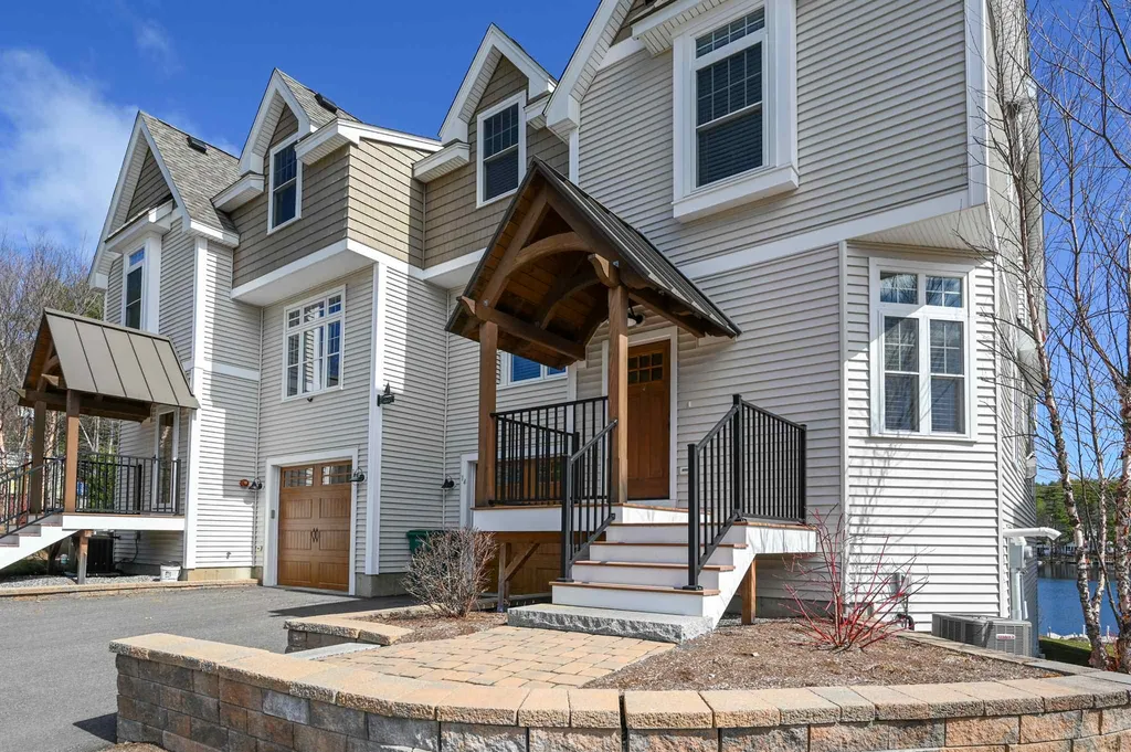 8 Island Drive Laconia NH 03246