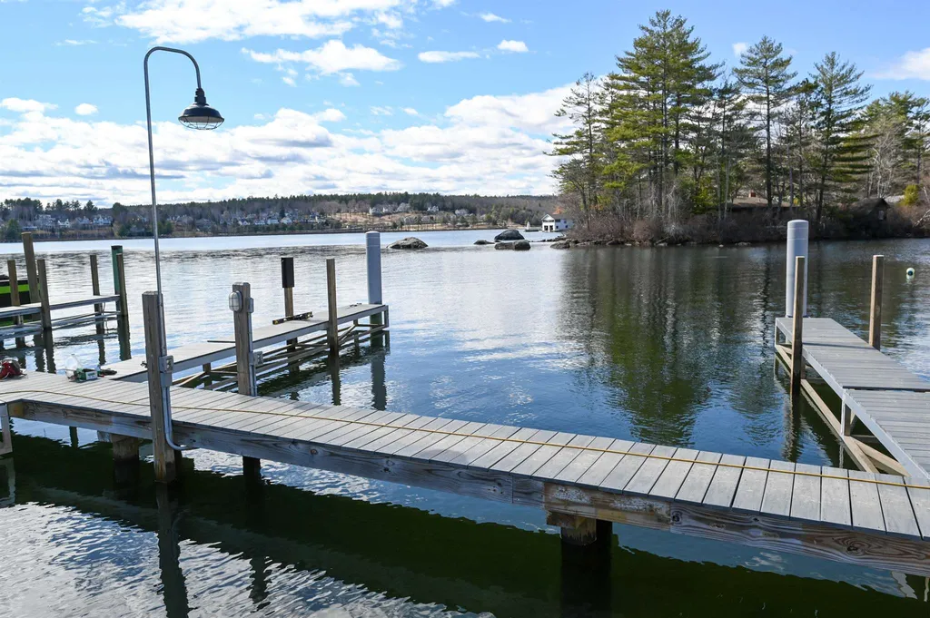 8 Island Drive Laconia NH 03246