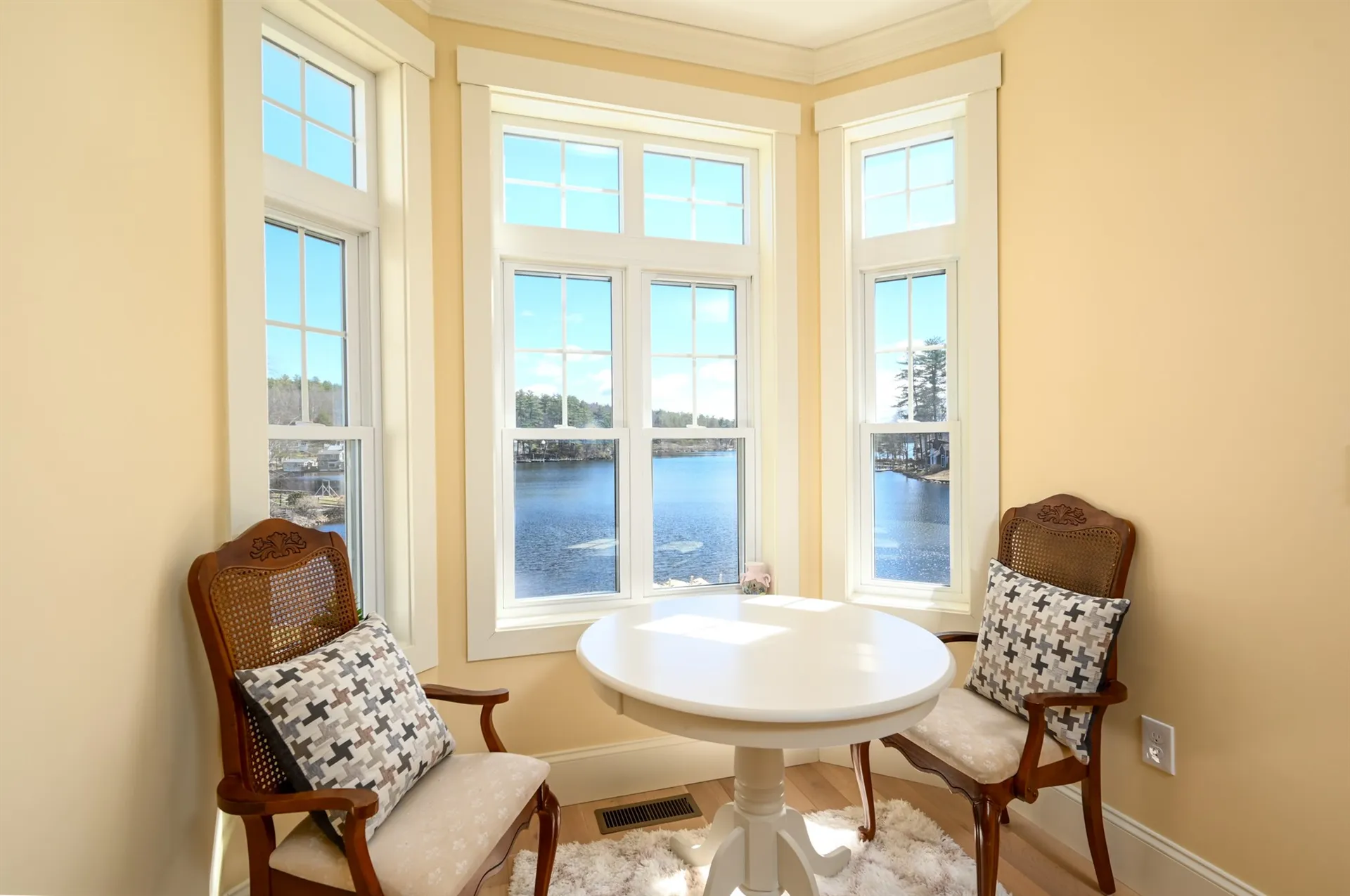 8 Island Drive Laconia NH 03246