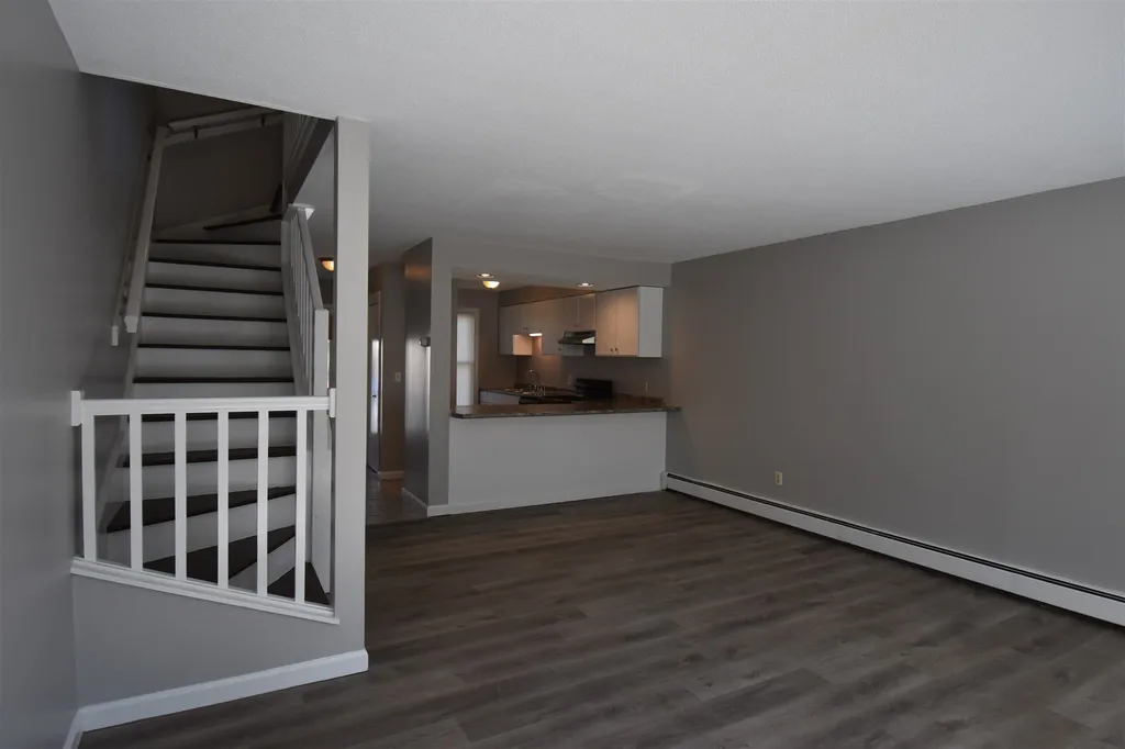 33 Marsten Lane Enfield NH 03748