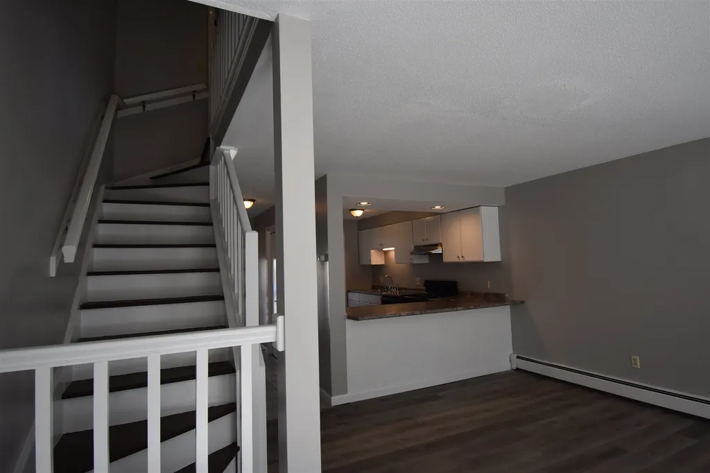 33 Marsten Lane Enfield NH 03748