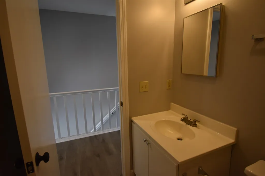33 Marsten Lane Enfield NH 03748