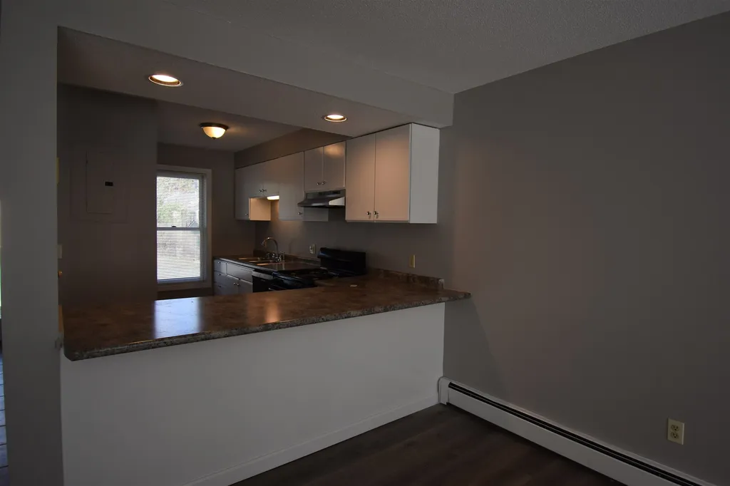 33 Marsten Lane Enfield NH 03748