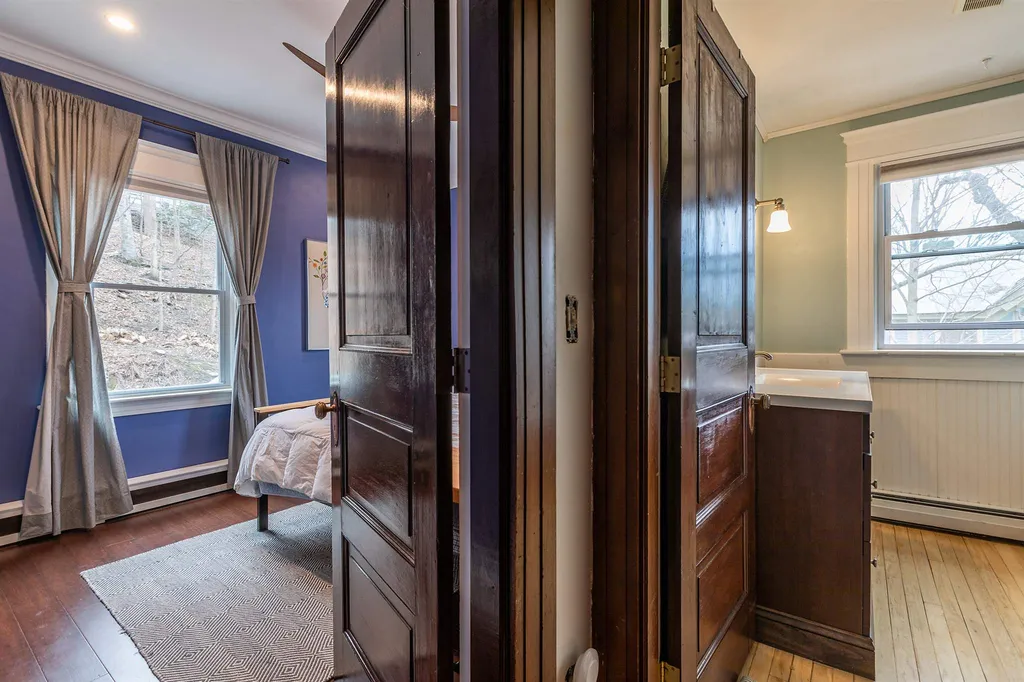 338 Fairview Terrace Hartford VT 05001