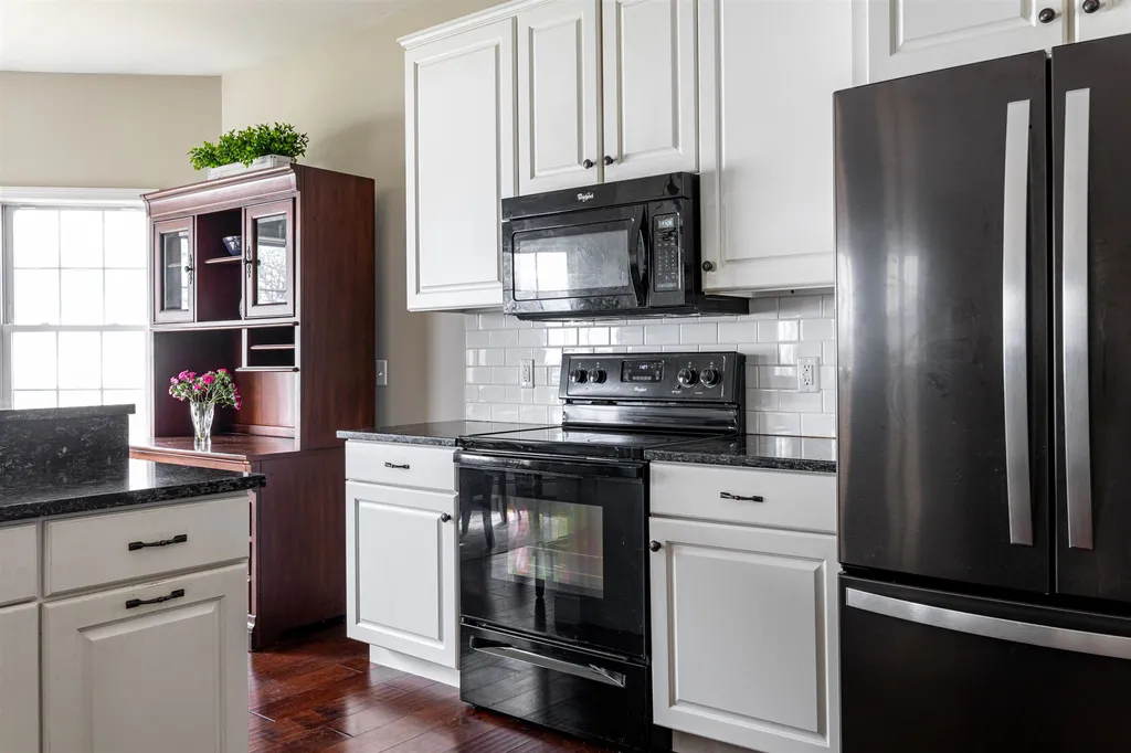 90 Breezy Valley Lane Williston VT 05495