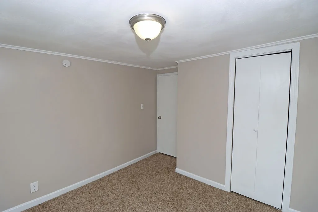 5 Flagg Road Rochester NH 03839
