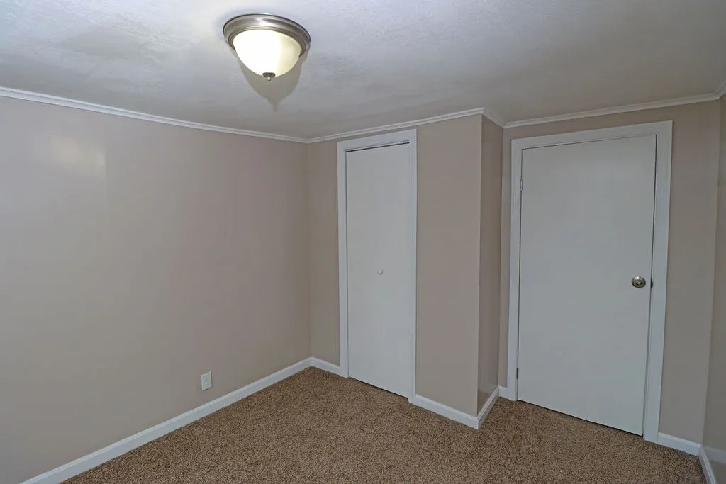 5 Flagg Road Rochester NH 03839