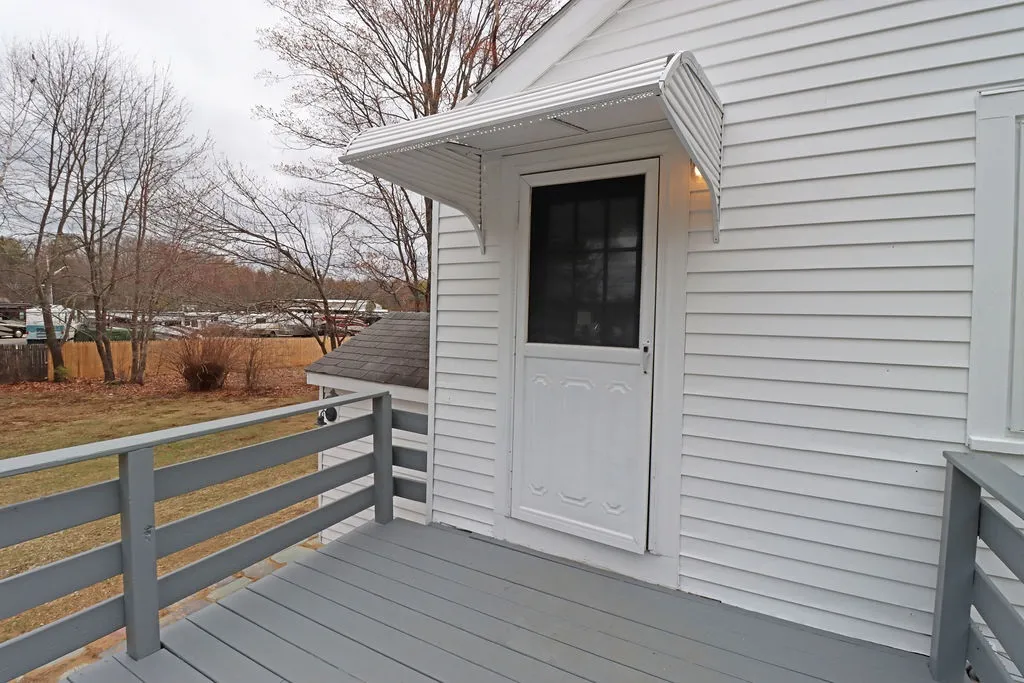 5 Flagg Road Rochester NH 03839