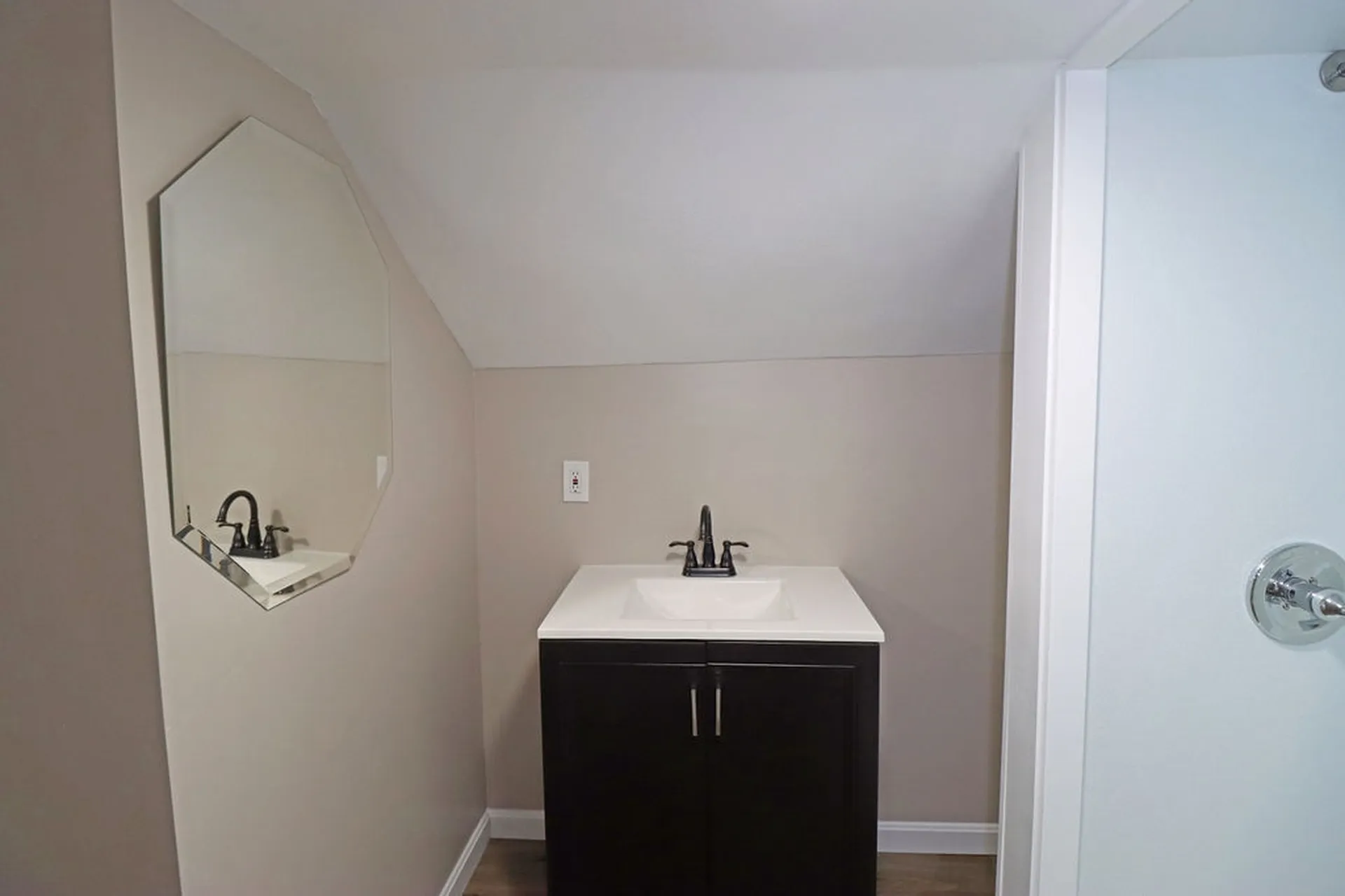5 Flagg Road Rochester NH 03839