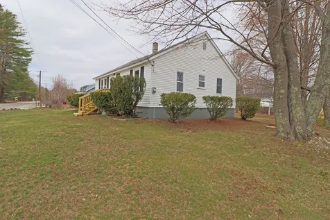 5 Flagg Road Rochester NH 03839