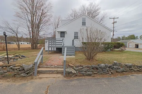 5 Flagg Road Rochester NH 03839