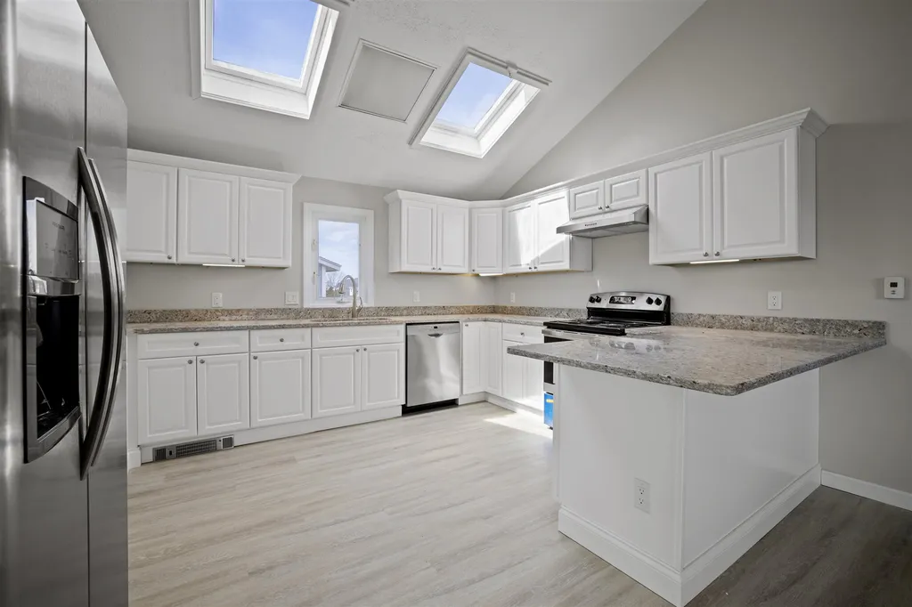55 Glade Path Hampton NH 03842