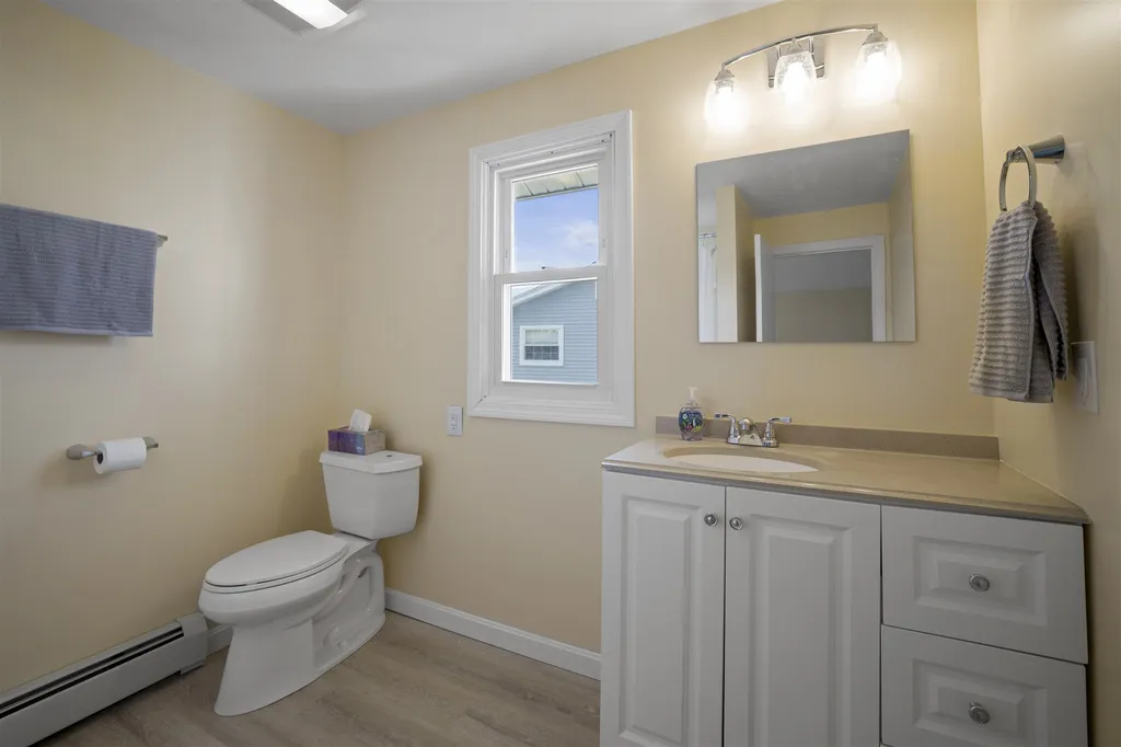 55 Glade Path Hampton NH 03842