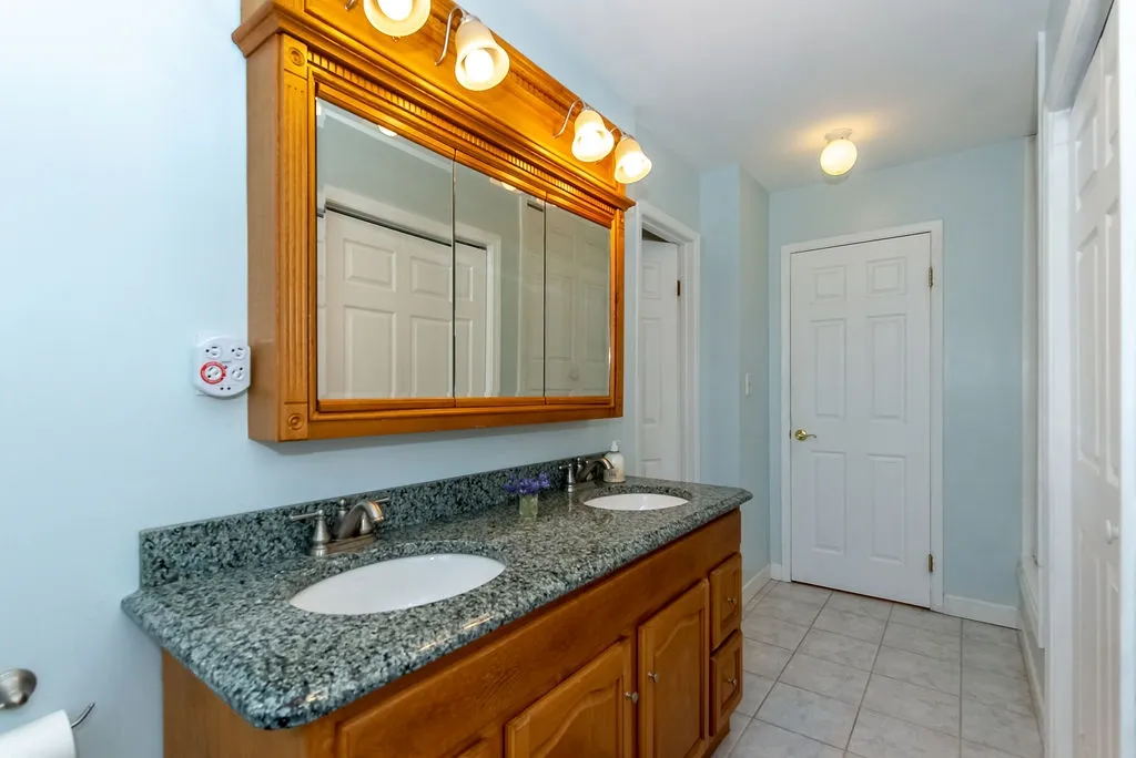 32 Rockrimmon Road Kingston NH 03848