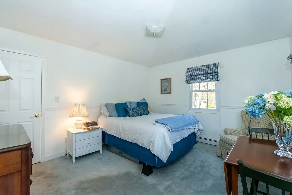 32 Rockrimmon Road Kingston NH 03848